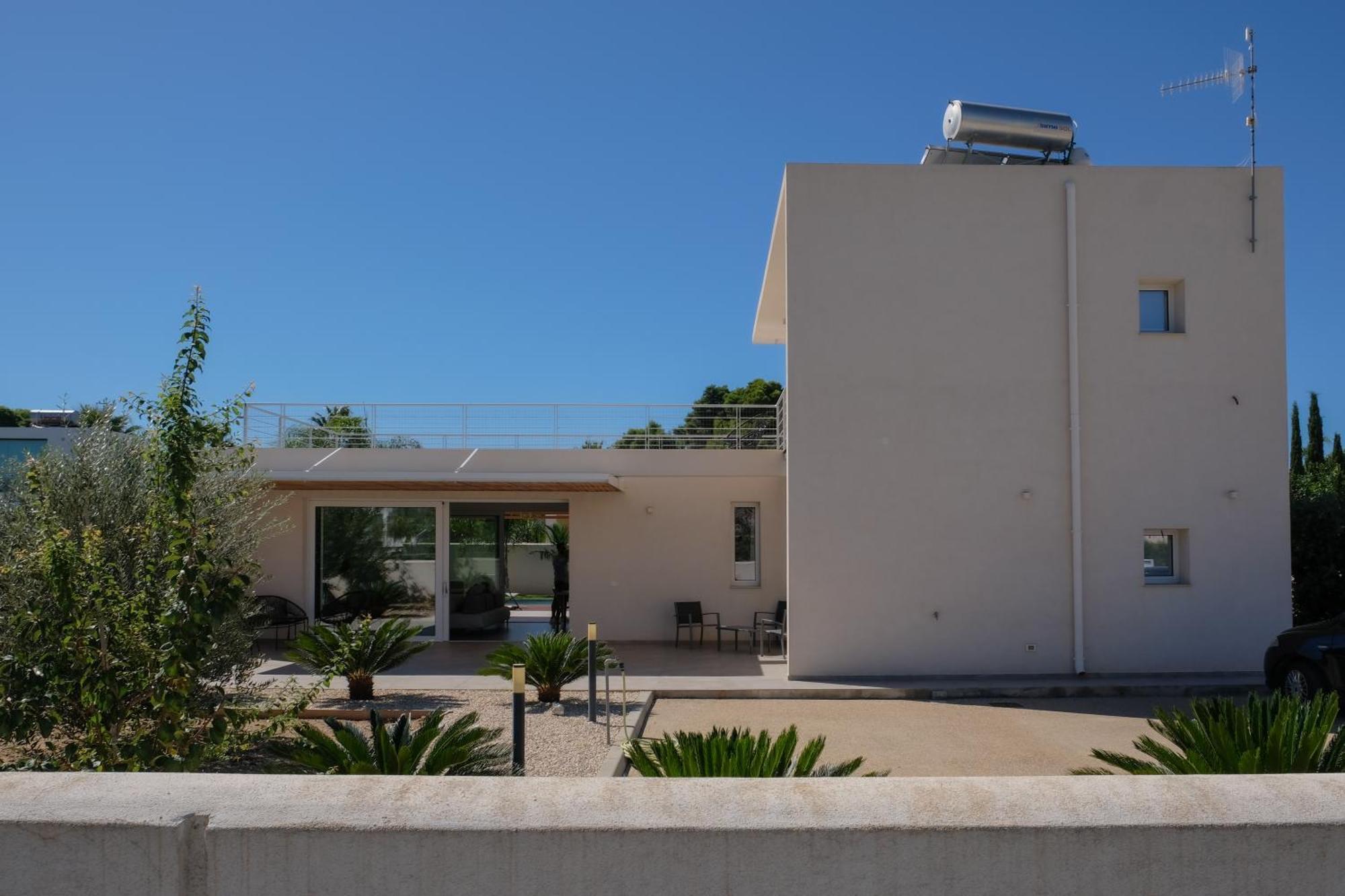 Villa Vanni Менфи Екстериор снимка